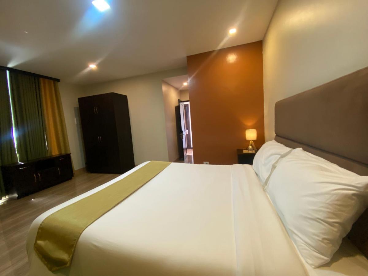 Eight Breeze Hotell Baclayon Eksteriør bilde